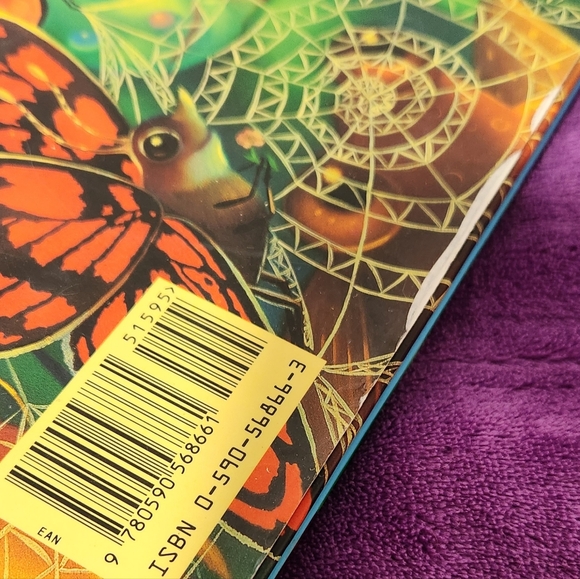 Miss Spider's 1995 Wedding Book David Kirk - Picture 6 of 9